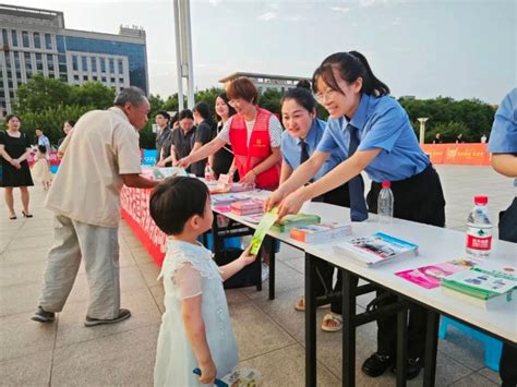 渭南市人民检察院联合华州区人民检察院开展巾帼普法宣传走基层活动 华州检察 华州政法网