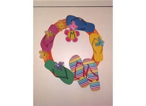 Flip Flop Wreath With A Pool Noodle Flip Flop Wreaths Personal