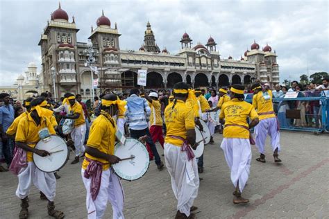 Dasara Procession from Palace Editorial Photo - Image of activities ...