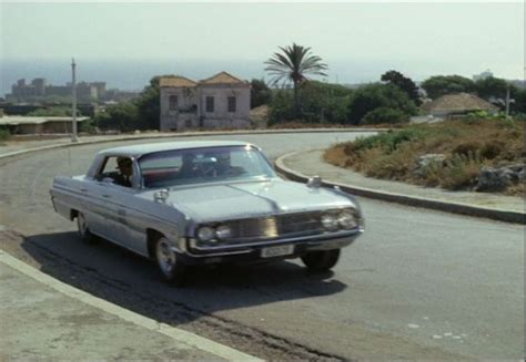 IMCDb.org: 1962 Oldsmobile 98 Holiday Sedan in "Kati kourasmena ...