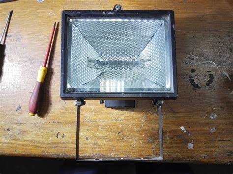 Модернизация галогенового прожектора — Сообщество «Сделай Сам» на DRIVE2