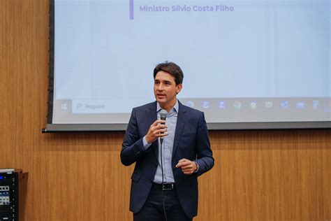 Silvio Costa Filho Apresenta Em Debate Empres Rios Plano