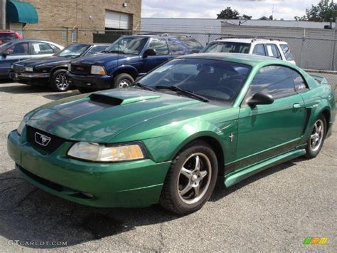 2000 Electric Green Metallic Ford Mustang V6 Coupe 35427666 Gtcarlot