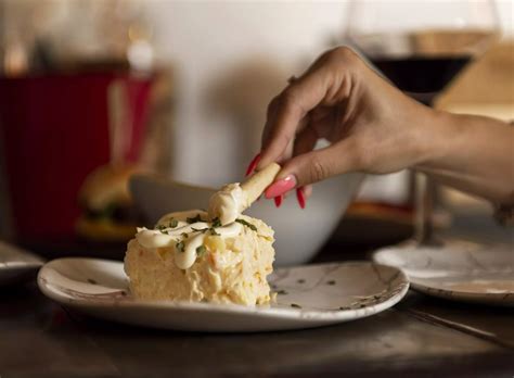 ENSALADILLA RUSA RACIÓN El Rincón de Juan