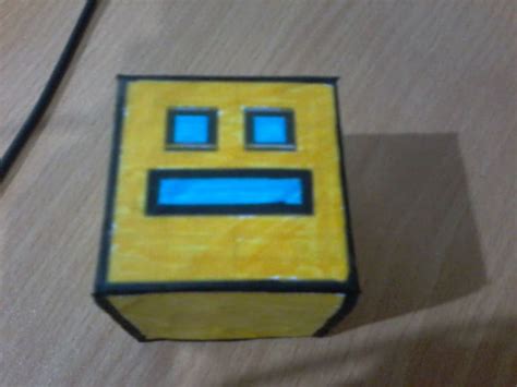 Pixel Papercraft - Geometry Dash Icon (for coloring)