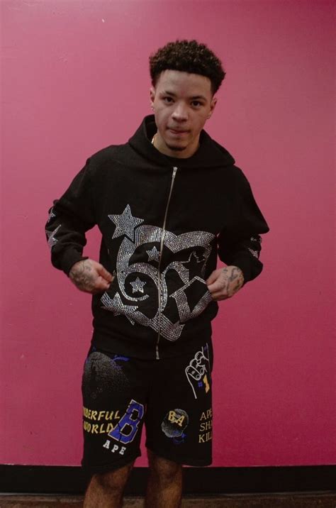 Lil Mosey Outfit from July 7, 2021 | WHAT’S ON THE STAR?
