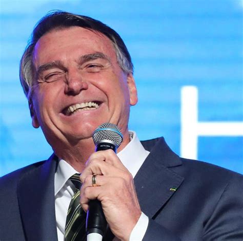 Bolsonaro Fala Sobre Entrevista Ao Jornal Nacional Vou Dar Um Beijo