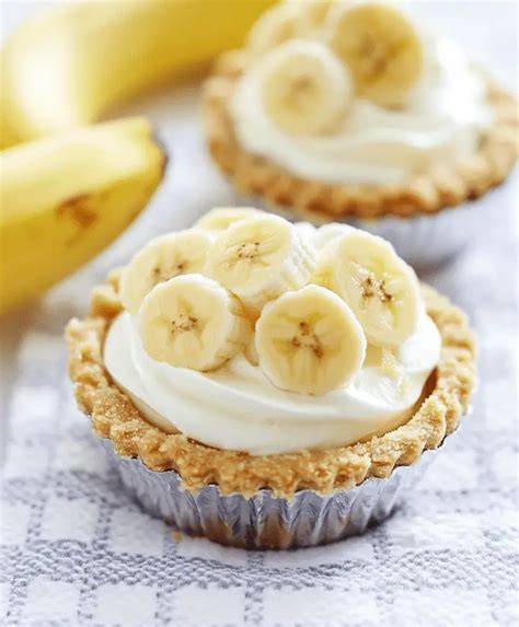 No Bake Mini Banana Cream Pies Recipe