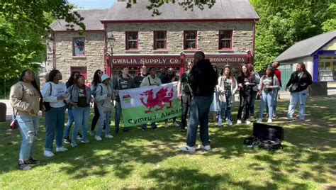 Urdd Gobaith Cymru On Twitter Rt Stfagans Museum Perfformiad