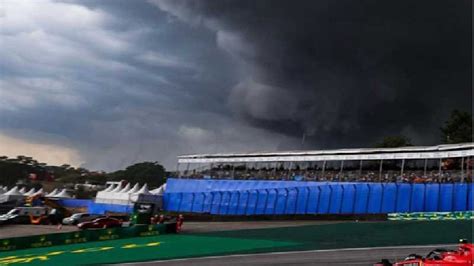 Forte Chuva Causa Danos No Aut Dromo De Interlagos