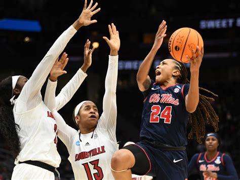 Ole Miss Womens Basketball Live Score Updates Vs No 1 South Carolina