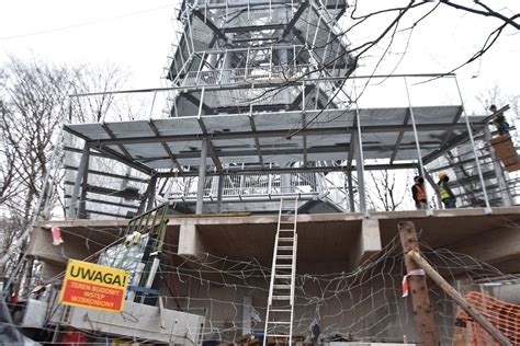 Wie A Widokowa W Parku Sobieskiego Prawie Gotowa Eby Tam Wej Trzeba