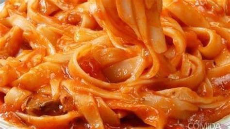 Receita De Talharim Molho De Extrato De Tomate Comida E Receitas