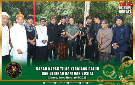 Tni Ad On Twitter Kasad Napak Tilas Kerajaan Galuh Dan Berikan