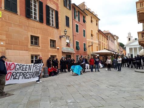 Manifestazione Contro Il Green Pass Anche A Sestri Levante Telenord It