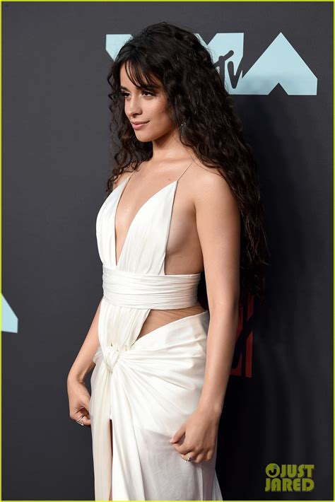 Camila Cabello Goes Angelic In White For Mtv Vmas 2019 Photo 4340596 2019 Mtv Vmas Camila