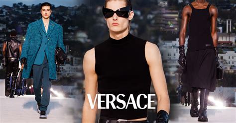 Vitkac® | Versace Men's Clothing, knitwear, heavy knit, cardigan | Buy ...