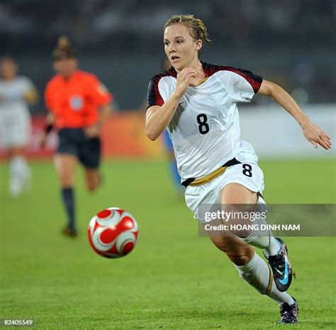 786 Amy Rodriguez Soccer Stock Photos, High-Res Pictures, and Images - Getty Images