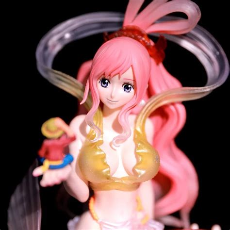 One Piece Shirahoshi Figure