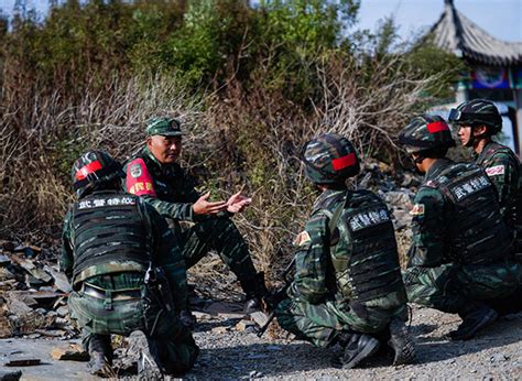 大图来袭！直击武警特战队员“魔鬼训练”现场 新闻中心 中国网