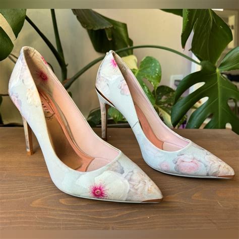 Ted Baker London Shoes Ted Baker London Floral Print Pumps Poshmark