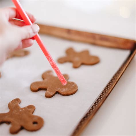 How to Make Gingerbread Ornaments - Fraiche Living