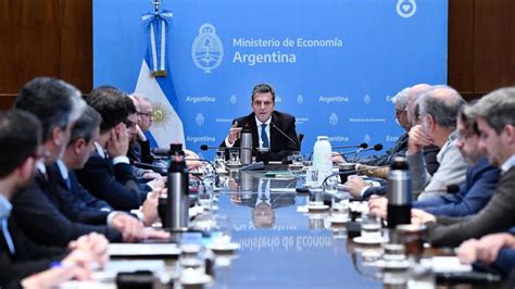 Massa Se Reunió Con El Gabinete Económico Y Afina Paquete De Medidas