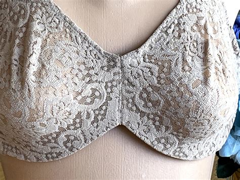 WACOAL C NUDE Halo Lace Full Figure Underwire B Gem