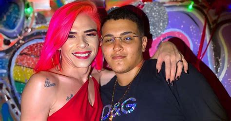 Homem E Mulher Trans - Gravidez trans e rotina: casal é sucesso no TikTok com milhões de ...