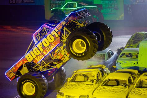 Budapestre érkezett a Hot Wheels Monster Trucks Live show fotók a helyszínről szmo hu