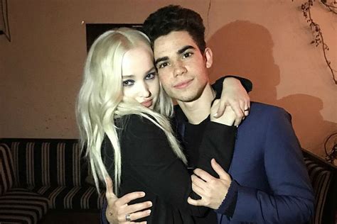 Dove Cameron Se Tatúa En Honor A Cameron Boyce Panamá América