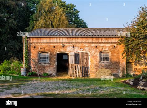 Old Brick Barn At Gut Boltenhof Hotel And Farm Brandenburg Germany