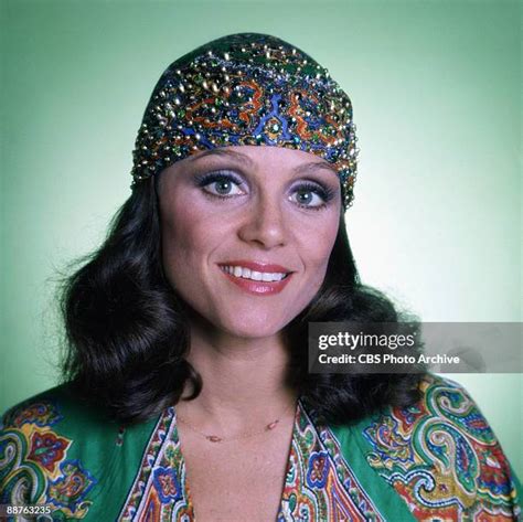 200 Valerie Harper Rhoda Photos And High Res Pictures Getty Images
