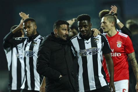 Portimonense moralizado só pensa na vitória na receção ao Paços de