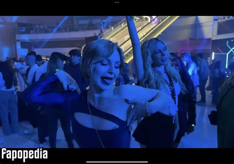 Kallmekris Nude Leaks Photo Fapopedia