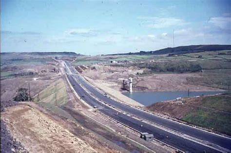 Amazing Pictures Of The M62 Under Construction In The 1960s And 70s