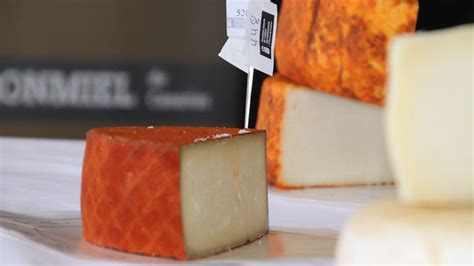 Un Queso De Cabra Curado De Canarias Considerado El Mejor De Toda Espa A