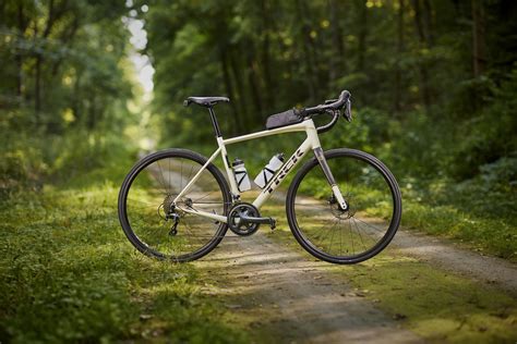 Trek Lightens Entry Level Domane AL Road Bikes Road Cc