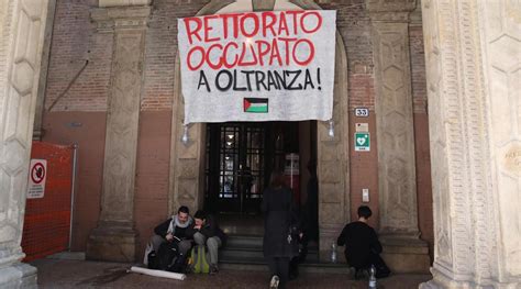 Bologna Dopo Le Cariche Allinaugurazione Dellanno Accademico