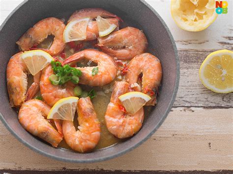 Spicy Lemon Prawns Recipe | NoobCook.com