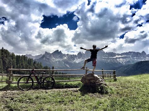 Mountainbiken in Südtirol Eggental E bike touren Südtirol Urlaub