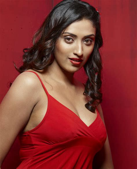 Busty Desi Bhabhi Meghanair Stunning Hot Exposing In Red Night Dress Big Boobies Armpits Showing