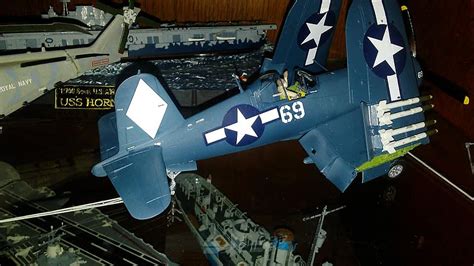 Vought F U D Corsair W Moto Tug Fighter Plane Plastic Model