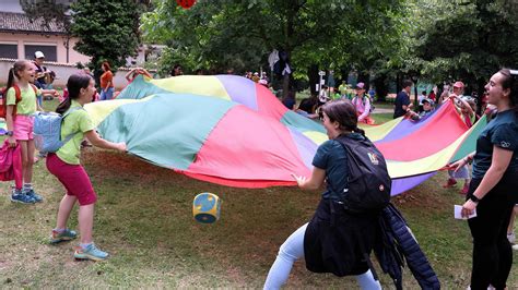 1200 Kinder 38 Stationen Und Jede Menge Spaß Chronik Stolit
