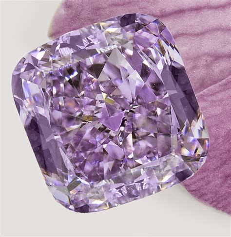 Jewelry News Network: 3.37-Carat Pinkish Purple Diamond On View at Hong ...
