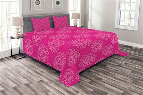 Ambesonne Hot Pink Quilted Bedspread Set 3 Pcs Geometric Flower Motif Queen Size Pink Hot