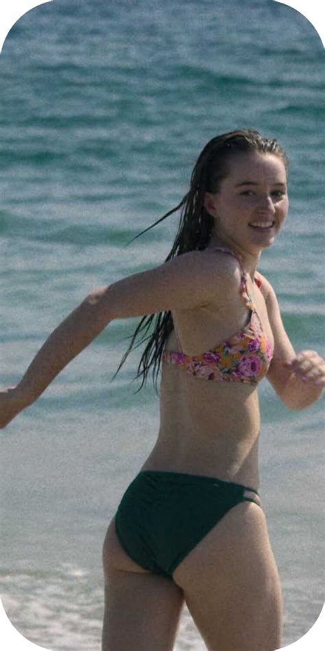 8 Hot New Kaitlyn Dever Bikini Pics