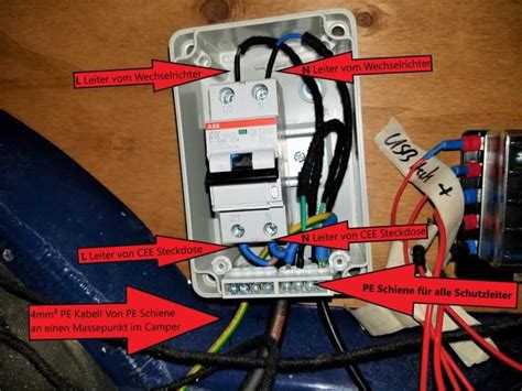 CEE Außensteckdose und Wechselrichter in den Camper einbauen Bären