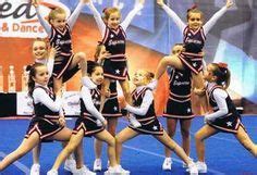 Rd Grade Cheer Pyramid Google Search Cheer Stunts Youth