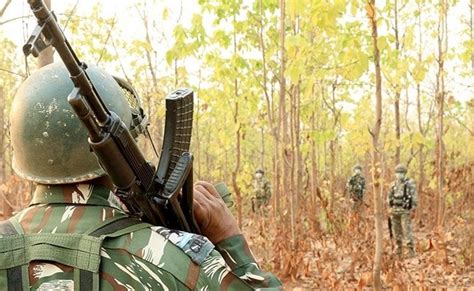 Naxalite With Rs 8 Lakh Bounty Killed In Encounter In Chhattisgarh Rindiandefense